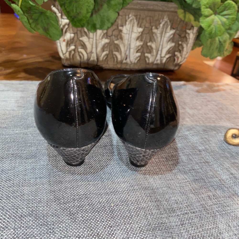 Cole Haan Peep Toe Small Heels Shoes 6.5 - Picture 5 of 11